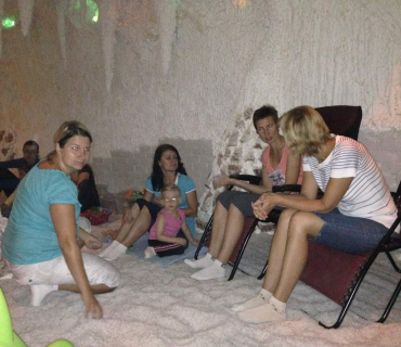 Dvoreček 18.8.2015 v solné jeskyni