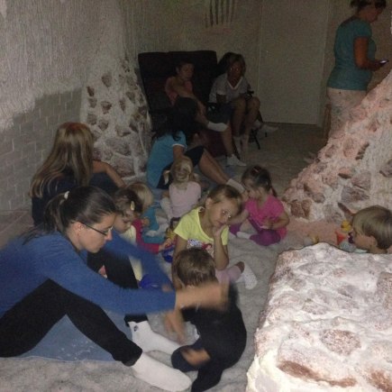 Dvoreček 18.8.2015 v solné jeskyni
