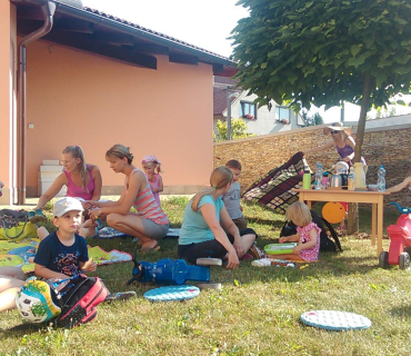 Dvoreček 4.8.2015 piknikový