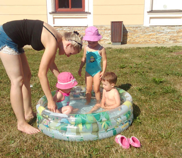 Dvoreček 4.8.2015 piknikový