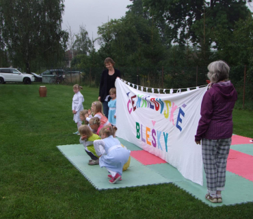 Vystoupení Černilovských Blešek a Blech na Semonickém ořechobraní 7. 9. 2019