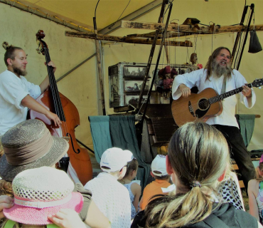 ČERNILOVSKÝ DVŮR 2017