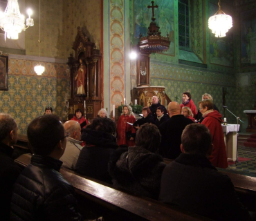 Adventní koncert sboru Cantus Jaroměř v Černilově - katol.kostel 27.11. 2016