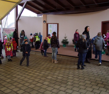 Adventní trhy v KSD Černilov 2016