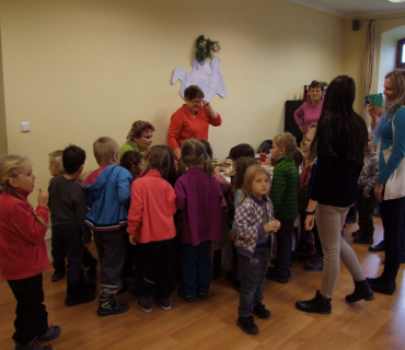 Adventní trhy v KSD Černilov 2016