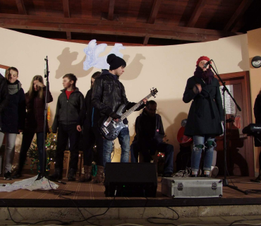 Adventní trhy v KSD Černilov 2016