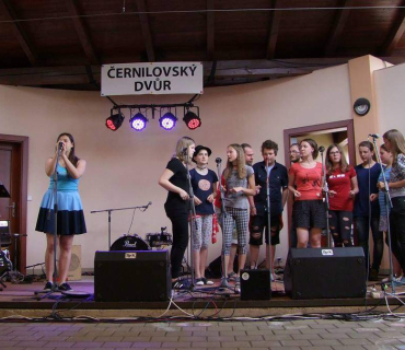 Černilovský dvůr 2016