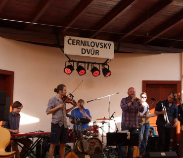 Černilovský dvůr 2016
