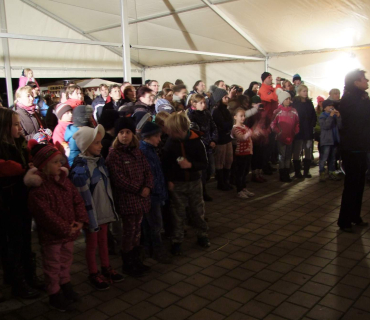 Adventní trhy v Černilově 27.11. 2015 KSD