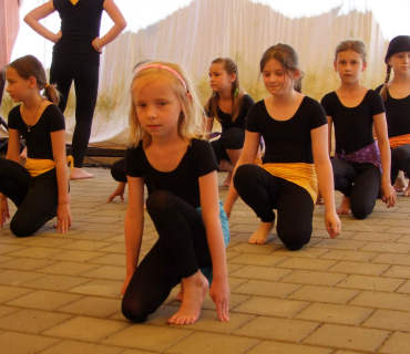 Černilovský dvůr 2015 foto Jana Ž