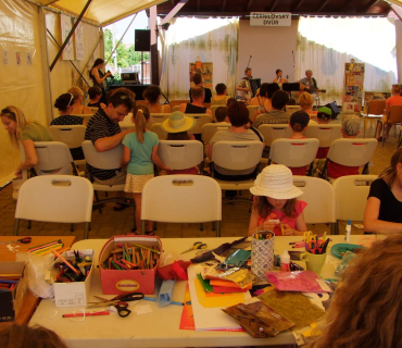 Černilovský dvůr 2015 foto Jana Ž