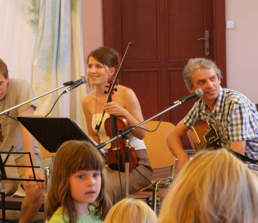 Černilovský dvůr 2015 foto Jana Ž