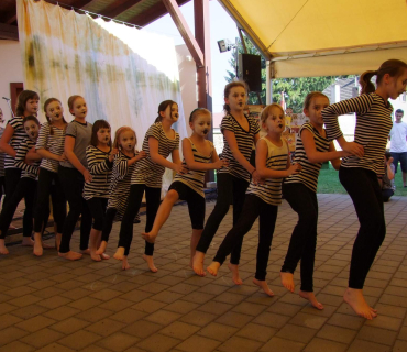 Černilovský dvůr 2015 foto Jana Ž