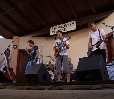 Černilovský dvůr 2015 foto Jana Ž