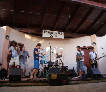 Černilovský dvůr 2015