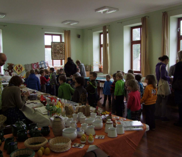 VELIKONOČNÍ JARMARK 27.3. 2015 foto Jana Žárs