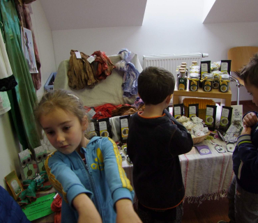 VELIKONOČNÍ JARMARK 27.3. 2015 foto Jana Žárs