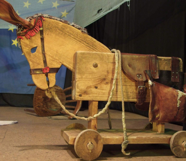 Divadelní představení Don Quijote de la Ancha Sokolovna Černilov 11.10.2014