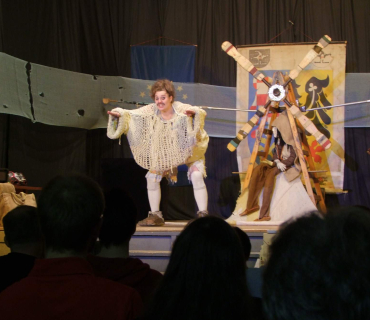 Divadelní představení Don Quijote de la Ancha Sokolovna Černilov 11.10.2014