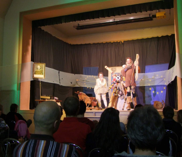 Divadelní představení Don Quijote de la Ancha Sokolovna Černilov 11.10.2014