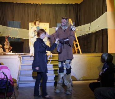Divadelní představení Don Quijote de la Ancha Sokolovna Černilov 11.10.2014