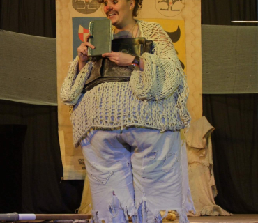 Divadelní představení Don Quijote de la Ancha Sokolovna Černilov 11.10.2014