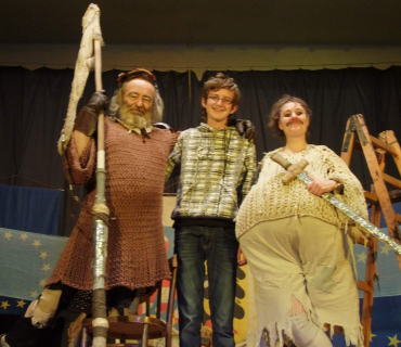 Divadelní představení Don Quijote de la Ancha Sokolovna Černilov 11.10.2014