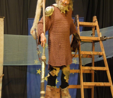 Divadelní představení Don Quijote de la Ancha Sokolovna Černilov 11.10.2014