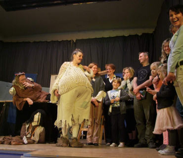 Divadelní představení Don Quijote de la Ancha Sokolovna Černilov 11.10.2014