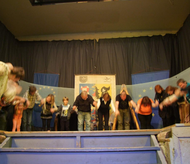 Divadelní představení Don Quijote de la Ancha Sokolovna Černilov 11.10.2014