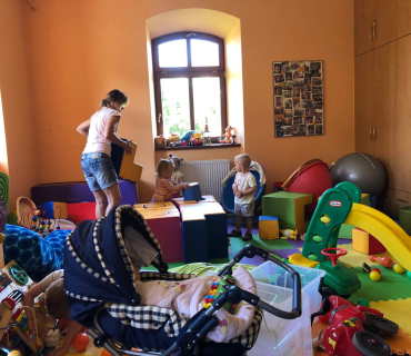 23.6.2020 - tvoření na závěrečný Dvoreček