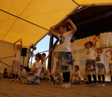 ČERNILOVSKÝ DVŮR 2014 - foto Míra