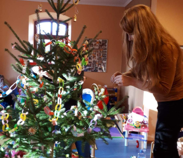 3.12.2019 - Zdobíme stromeček