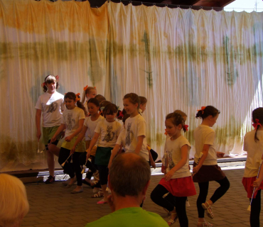 ČERNILOVSKÝ DVŮR 2014 - foto Jana Ž