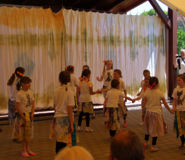 ČERNILOVSKÝ DVŮR 2014 - foto Jana Ž