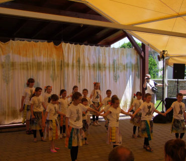 ČERNILOVSKÝ DVŮR 2014 - foto Jana Ž