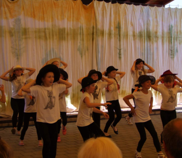 ČERNILOVSKÝ DVŮR 2014 - foto Jana Ž