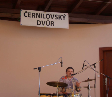 ČERNILOVSKÝ DVŮR 2014 - foto Jana Ž