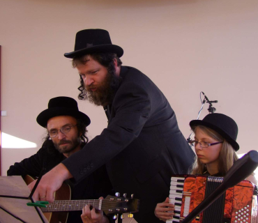 ČERNILOVSKÝ DVŮR 2014 - foto Jana Ž