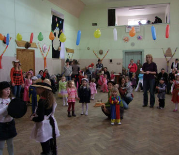 KLOBOUKOVÝ KARNEVAL 17.3.2013 