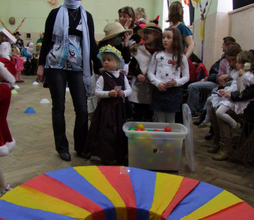 KLOBOUKOVÝ KARNEVAL 17.3.2013 