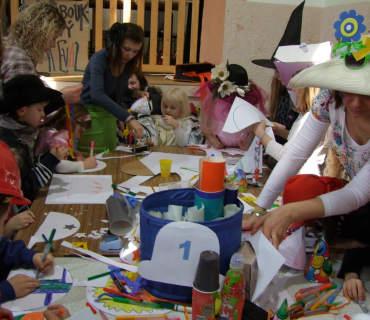 KLOBOUKOVÝ KARNEVAL 17.3.2013 