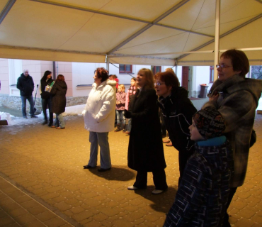 Charitativní dražba vánočních stromečků - KSD Černilov 16.12.2012