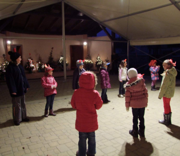 Průvod světýlek k uvítání adventu 29.11.2012