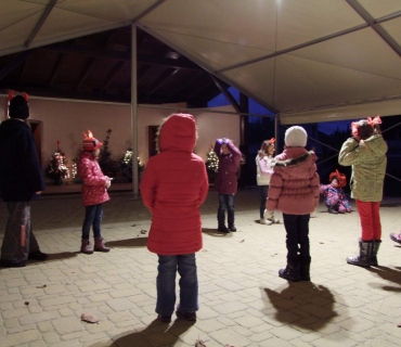 Průvod světýlek k uvítání adventu 29.11.2012