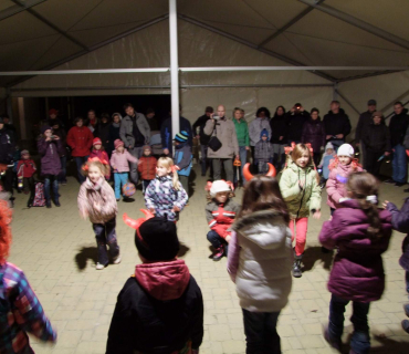 Průvod světýlek k uvítání adventu 29.11.2012