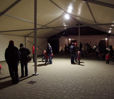 Průvod světýlek k uvítání adventu 29.11.2012