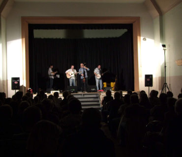 Koncert Poutníků černilovská sokolovna 24.11.2012