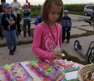 ČERNILOVSKÁ DRAKIÁDA 2012 foto Jana Ž