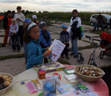 ČERNILOVSKÁ DRAKIÁDA 2012 foto Jana Ž
